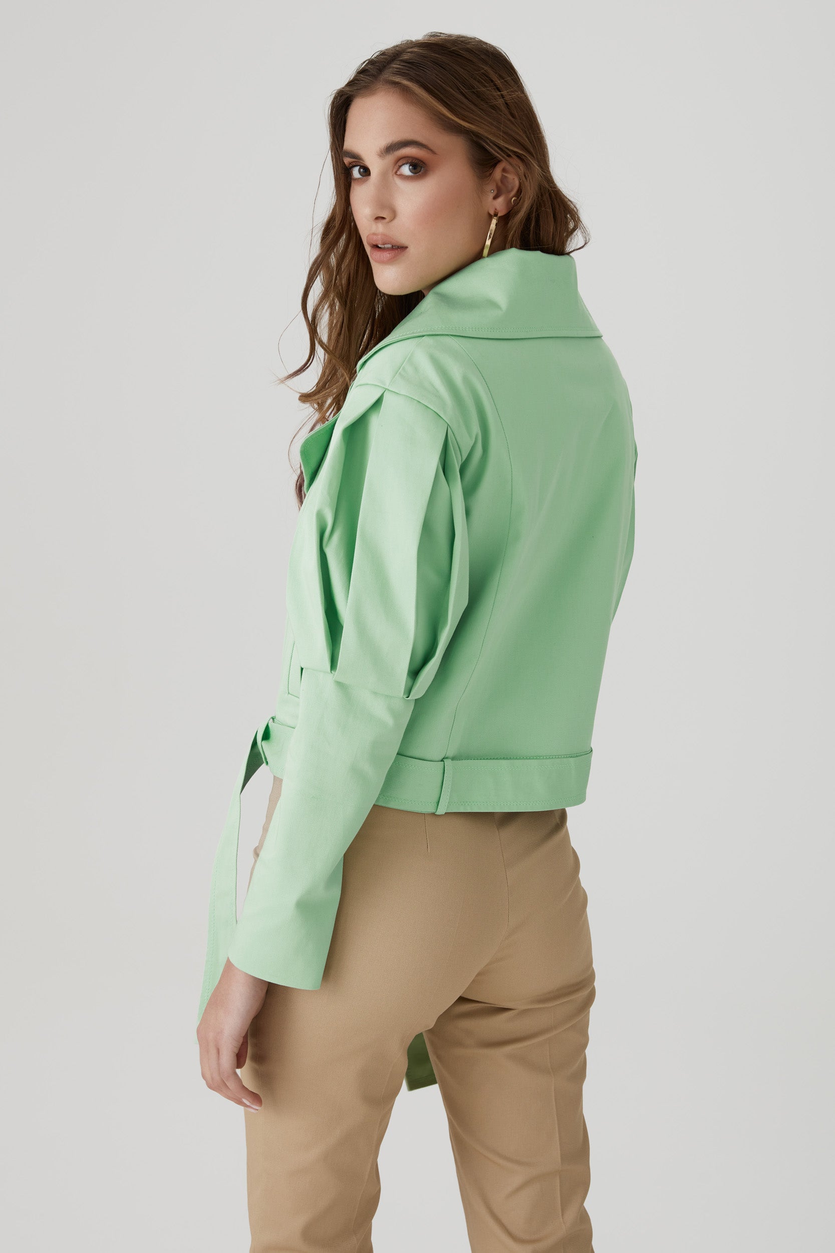 Statement jacket with oversized lapels in green
