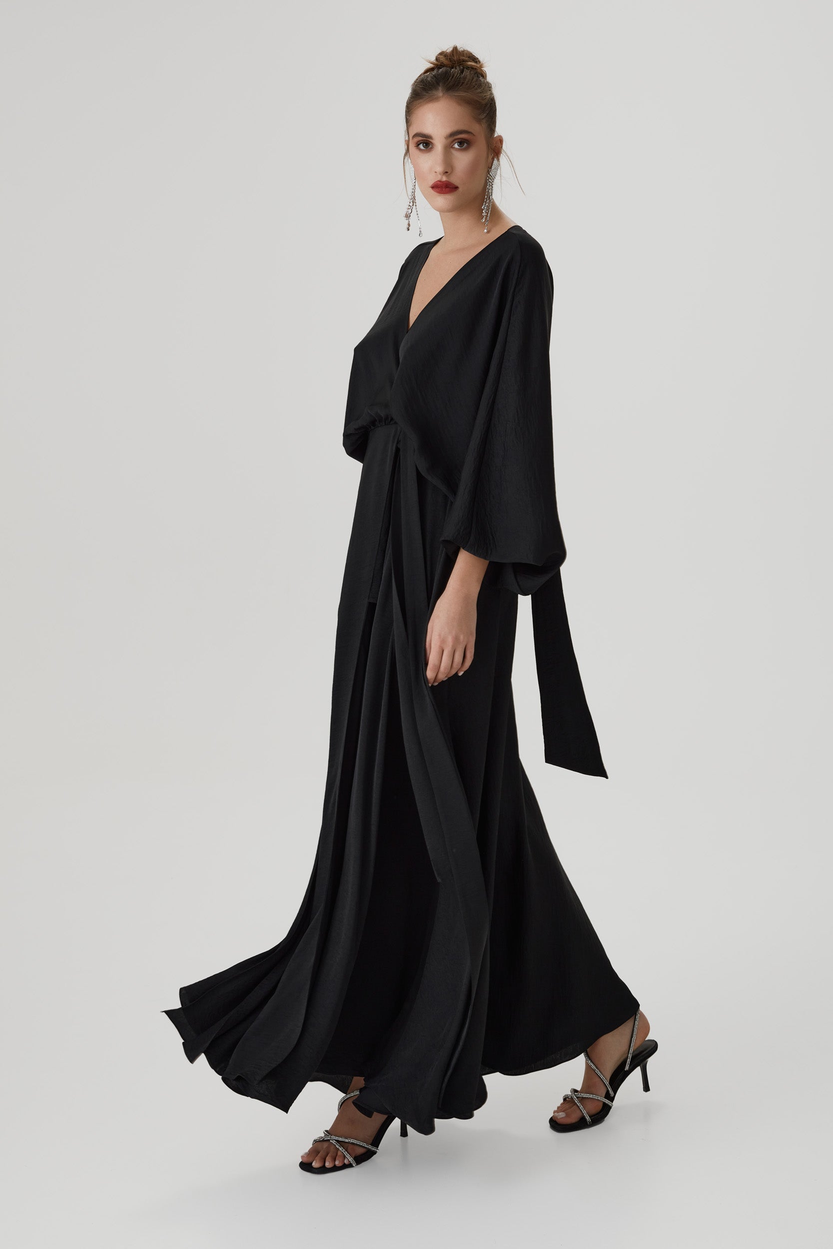 Balloon-sleeve black wrap dress