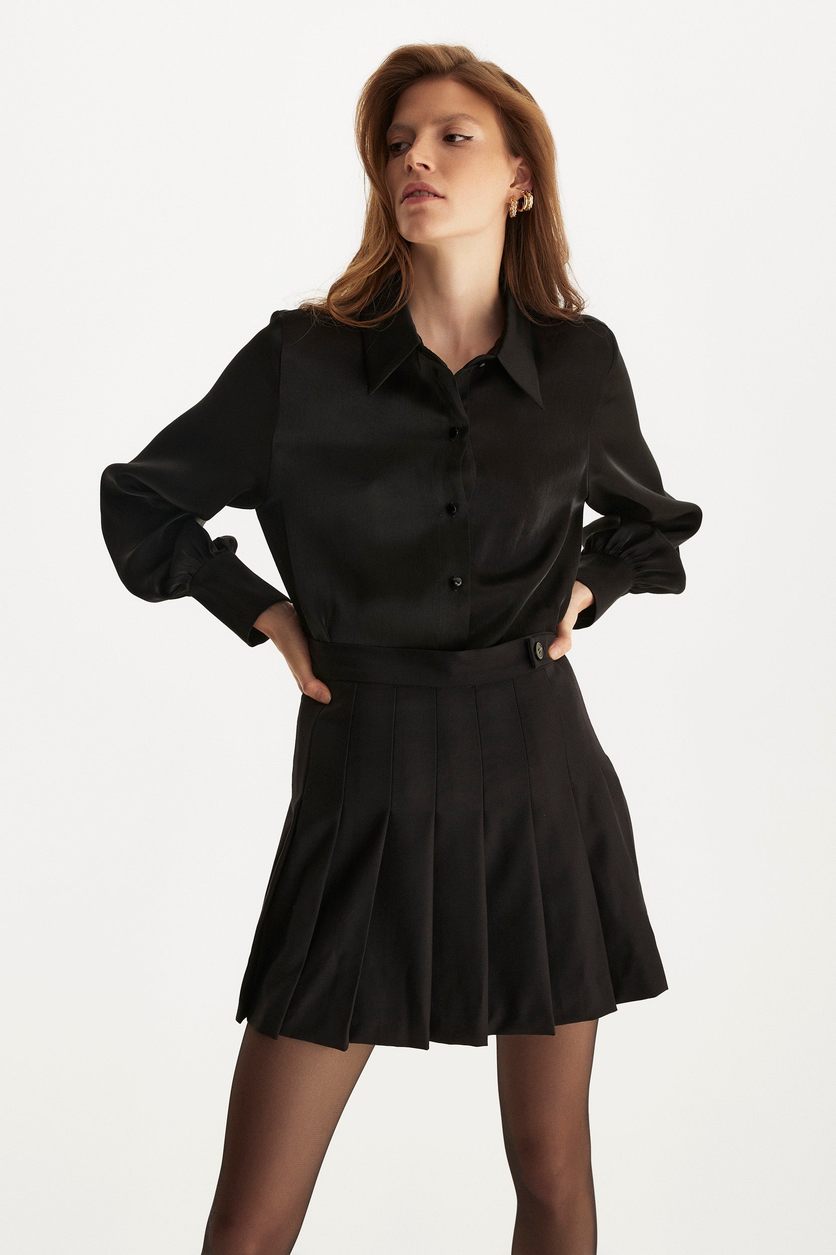 Long-sleeve silk shirt in black