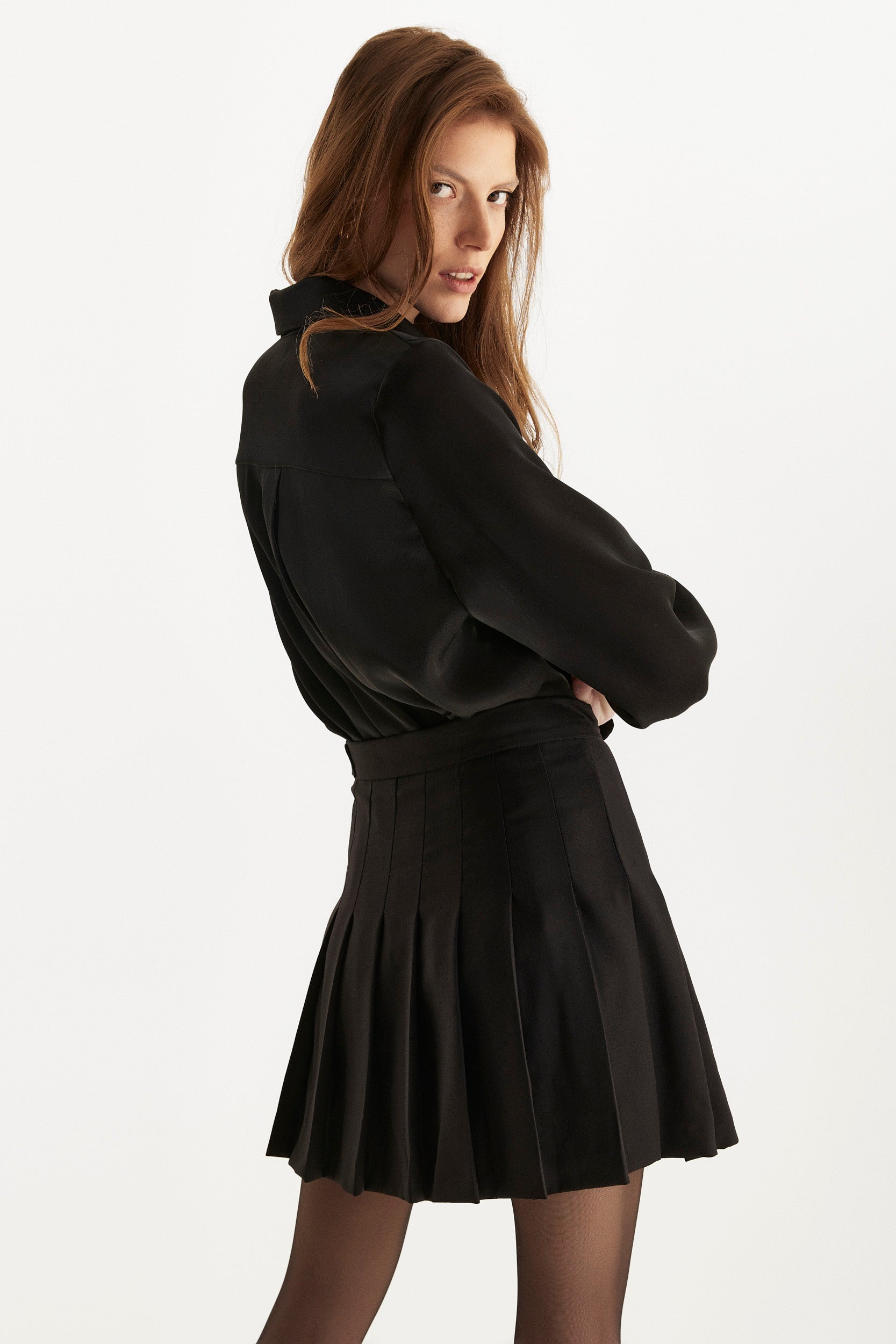 Long-sleeve silk shirt in black