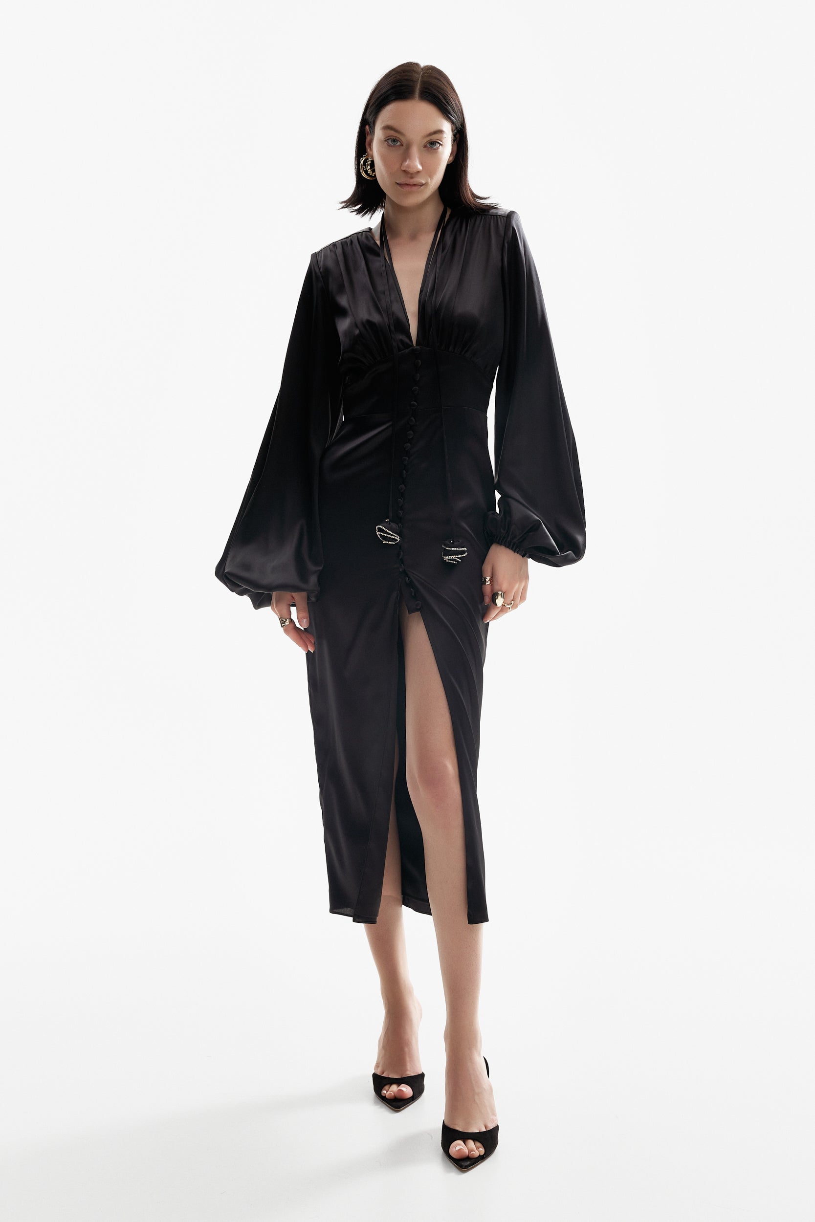 Ample-sleeve silk dress in black