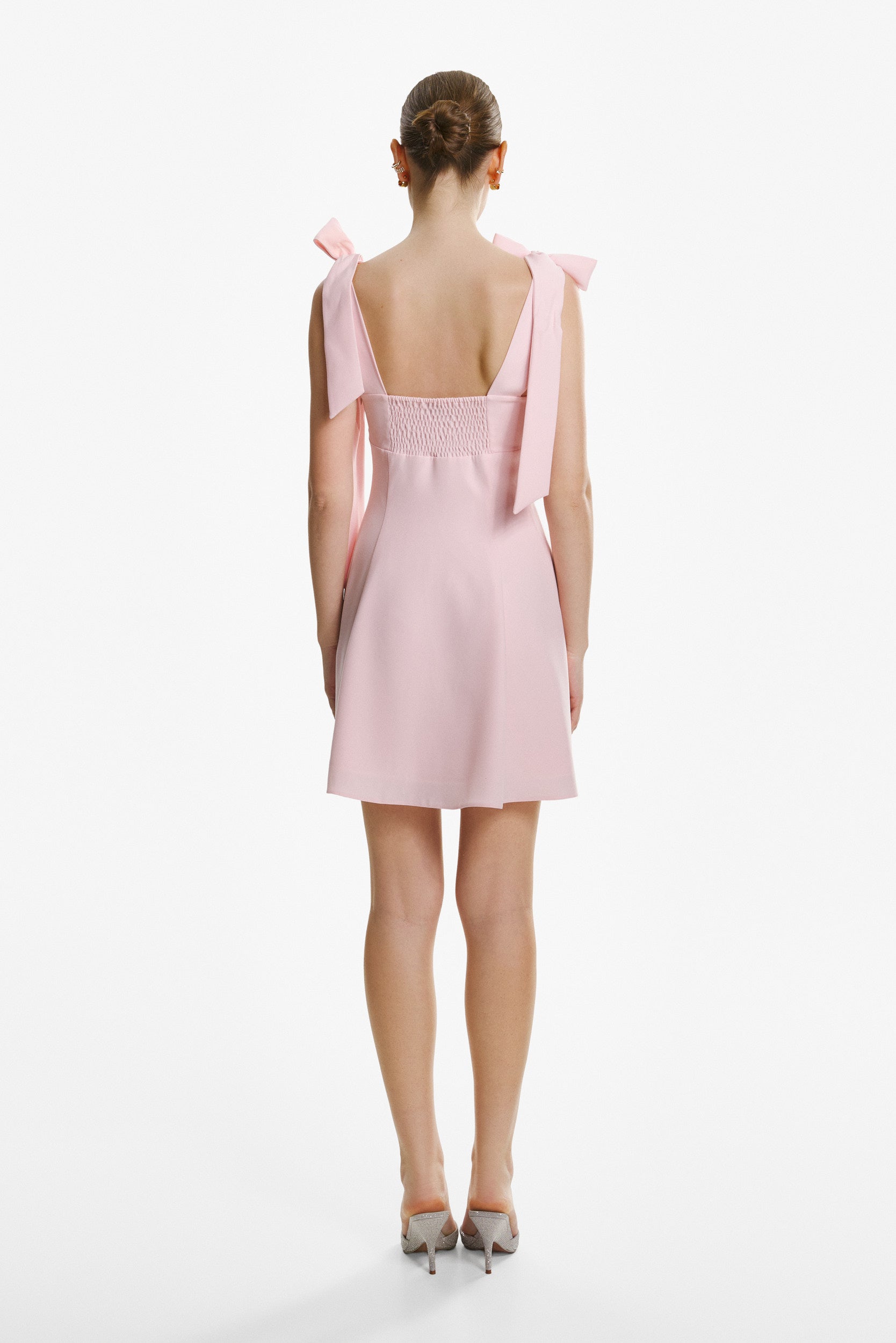 Ribbon-strap flared mini dress in pink crepe