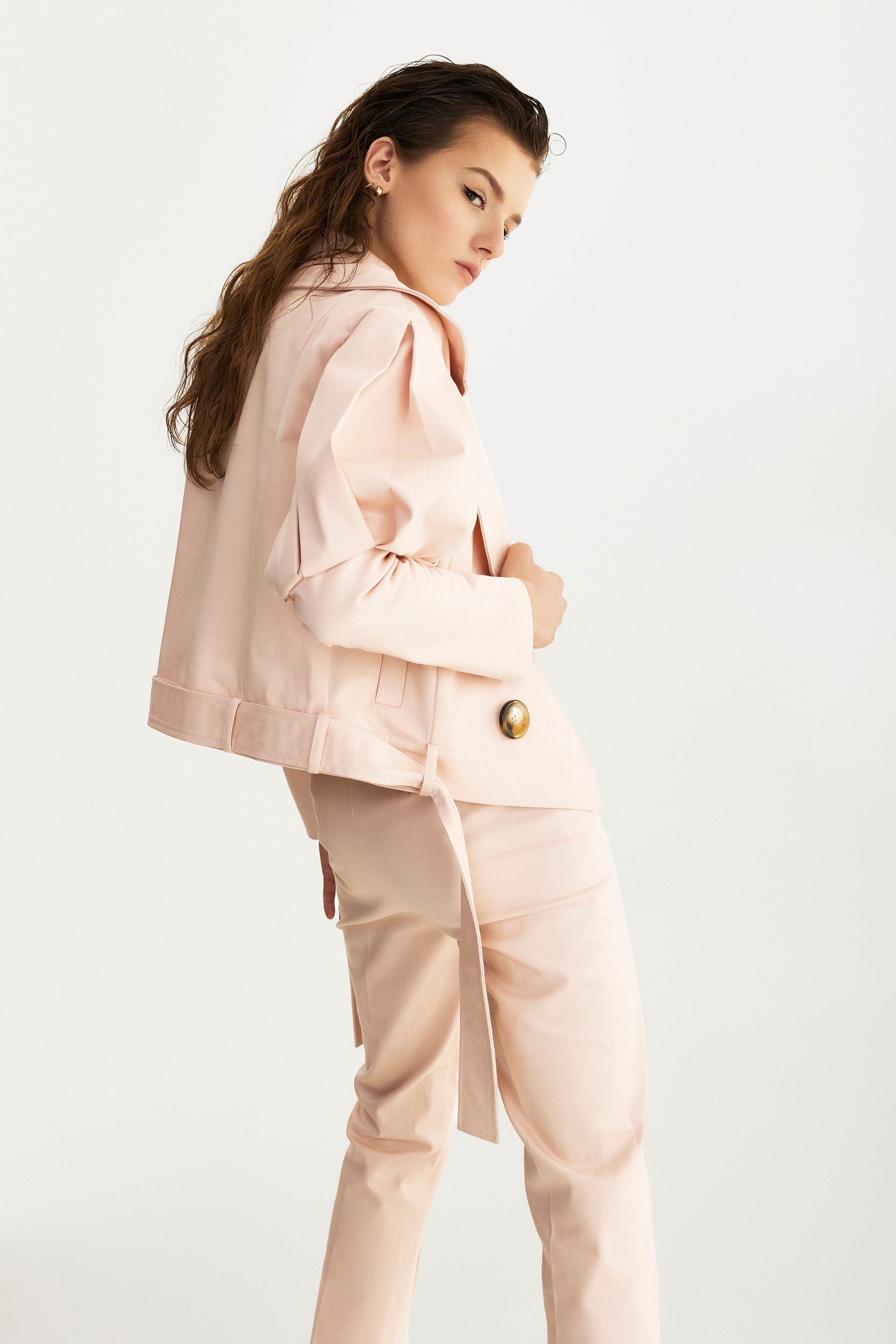 Statement jacket with oversized lapels in pink