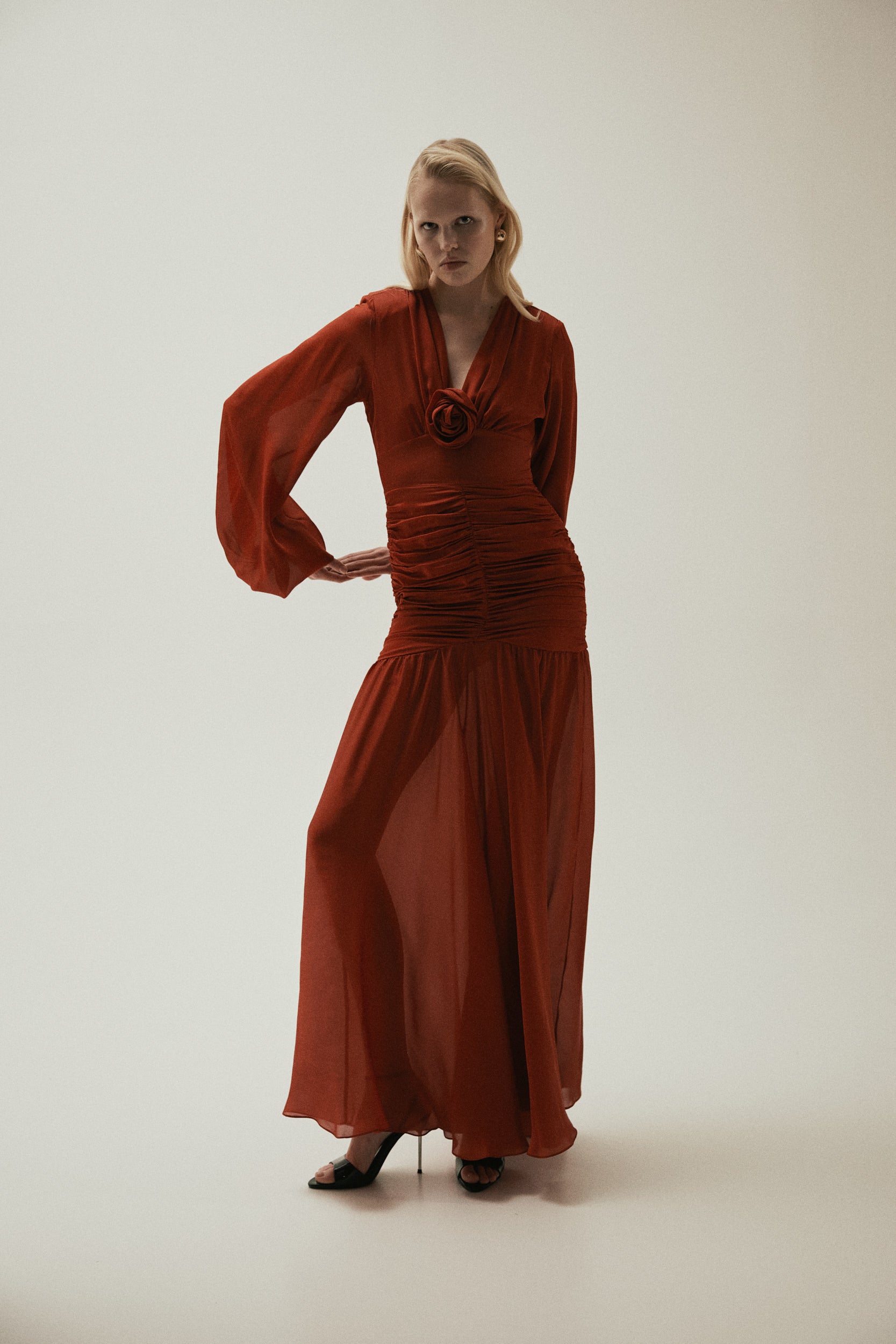 Ruched maxi dress in red