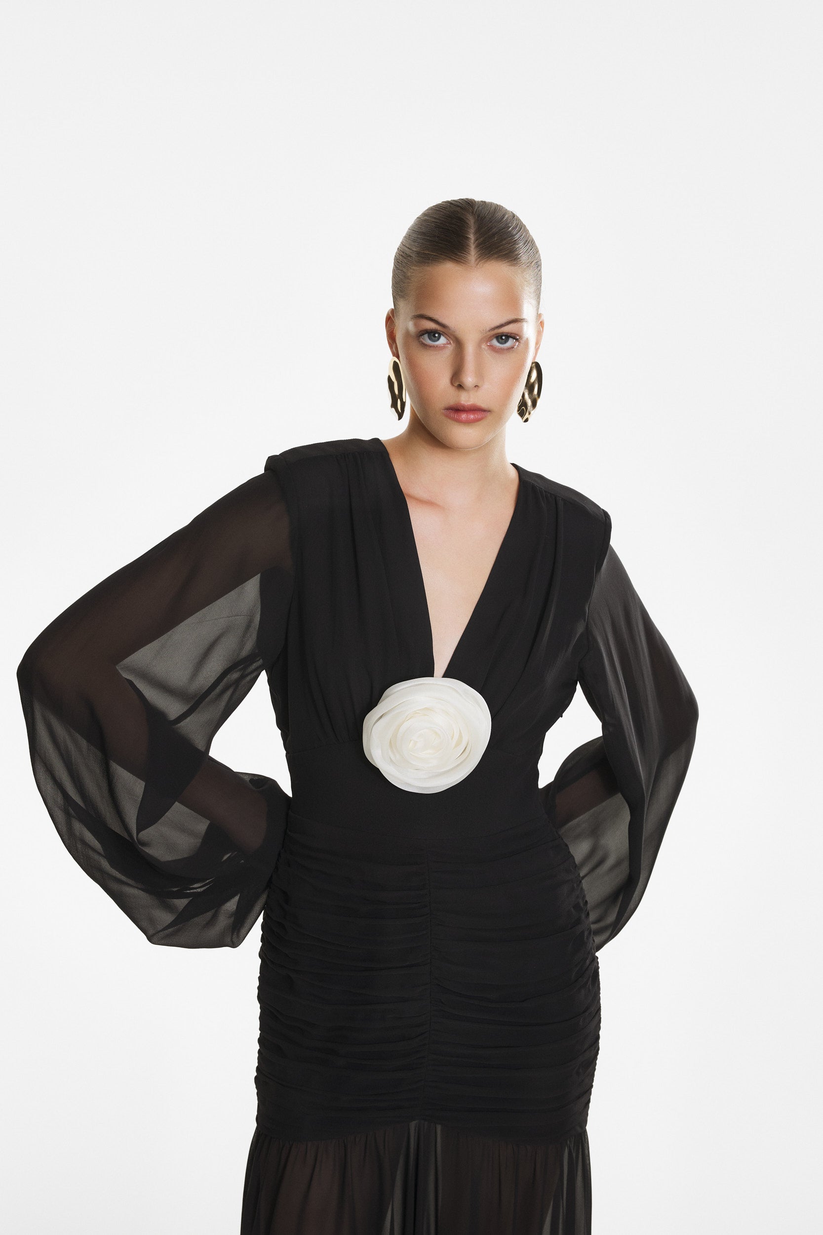Ruched maxi dress in black