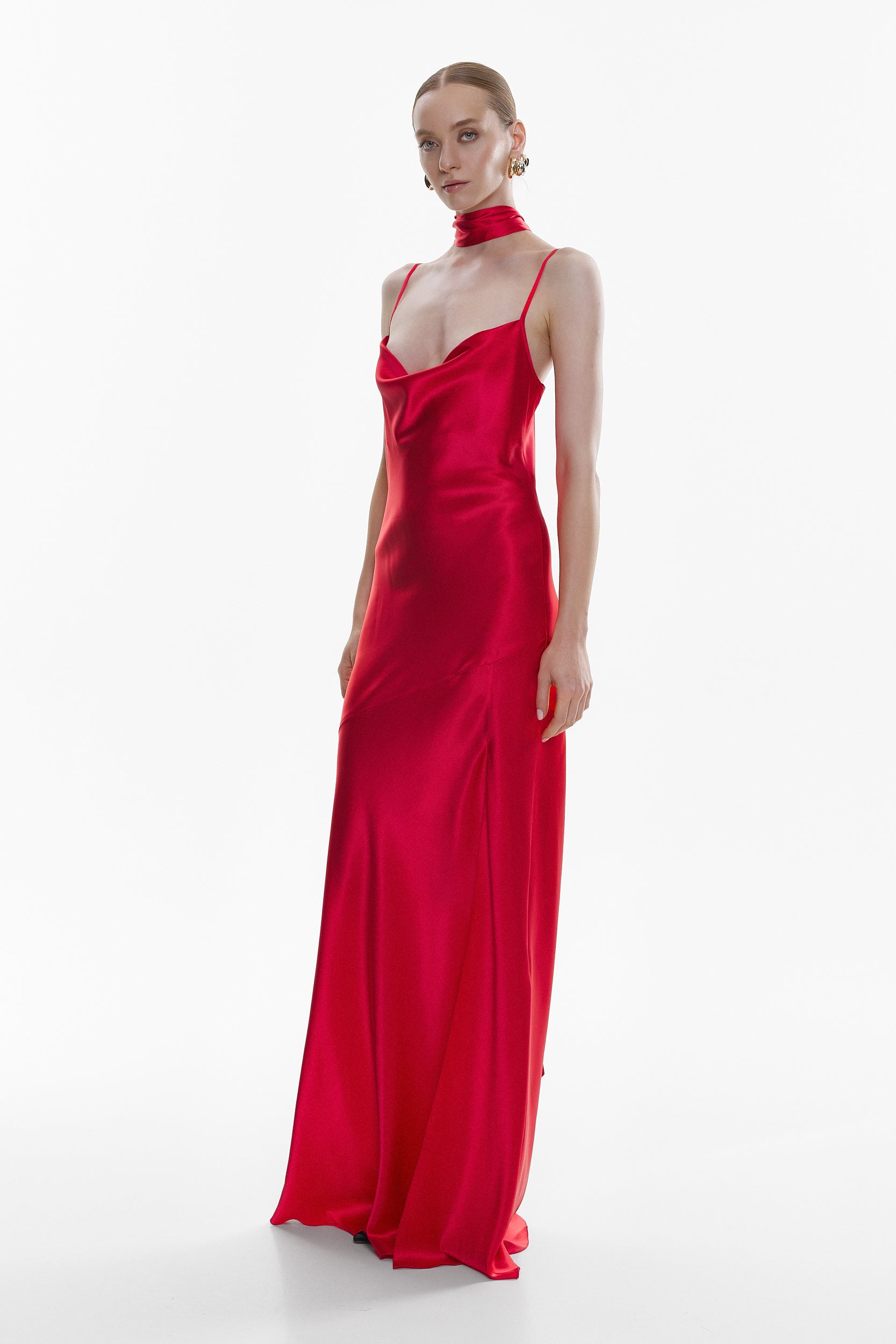 Floor-length satin dress in red