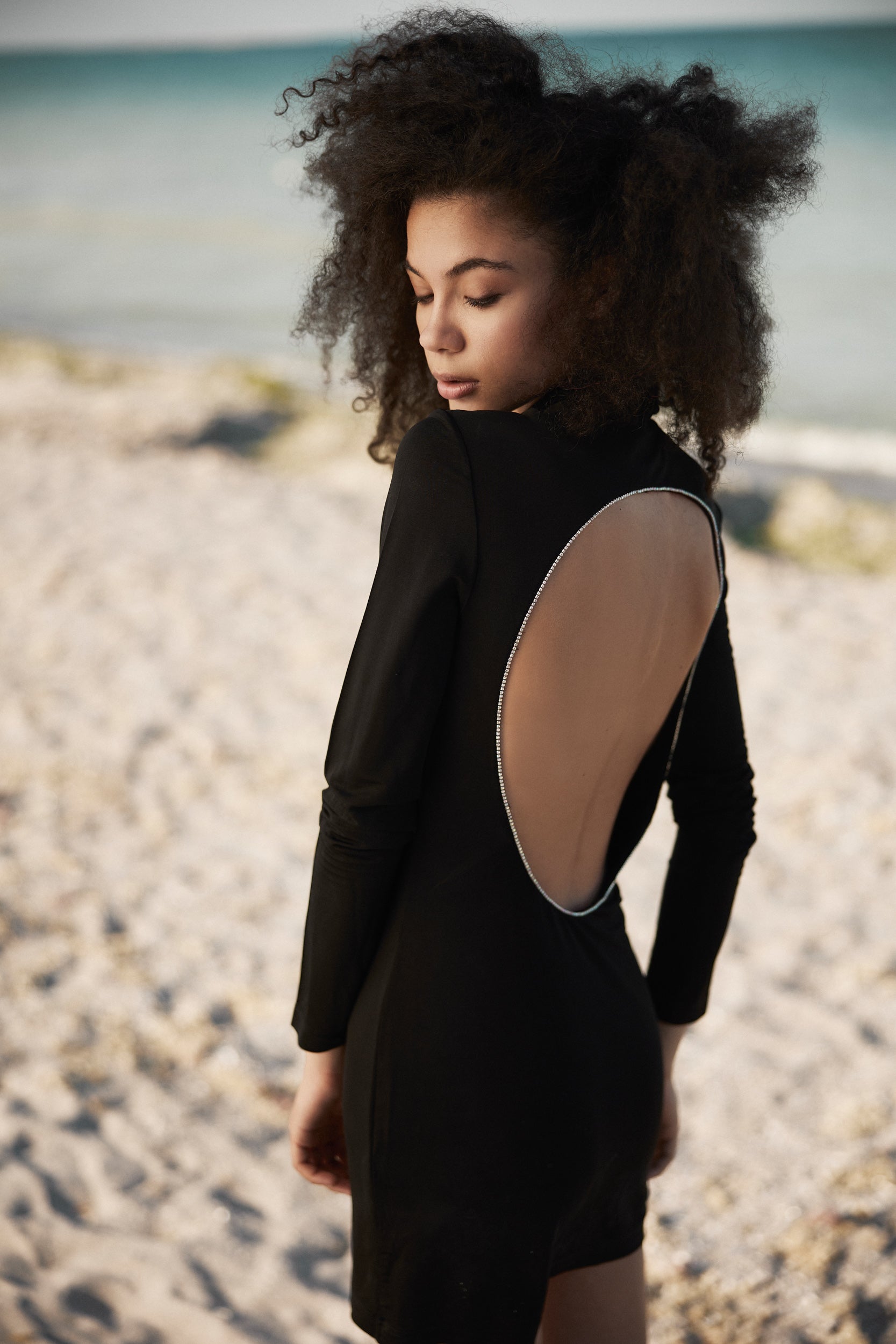 Open-back mini dress in black