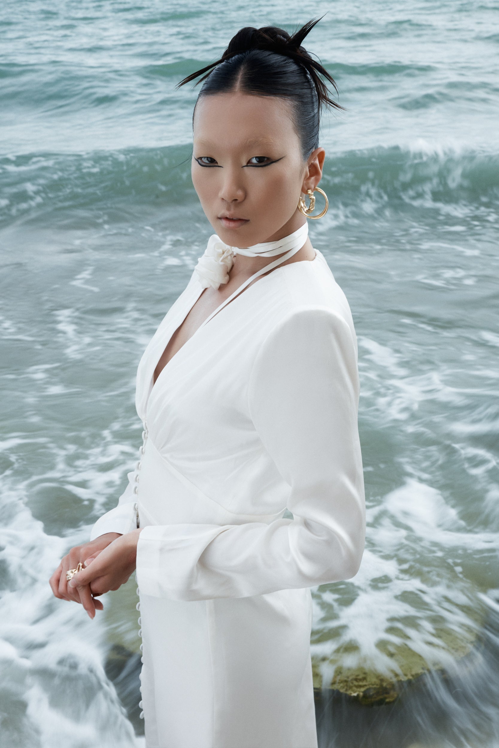 Button-down silk dress in white