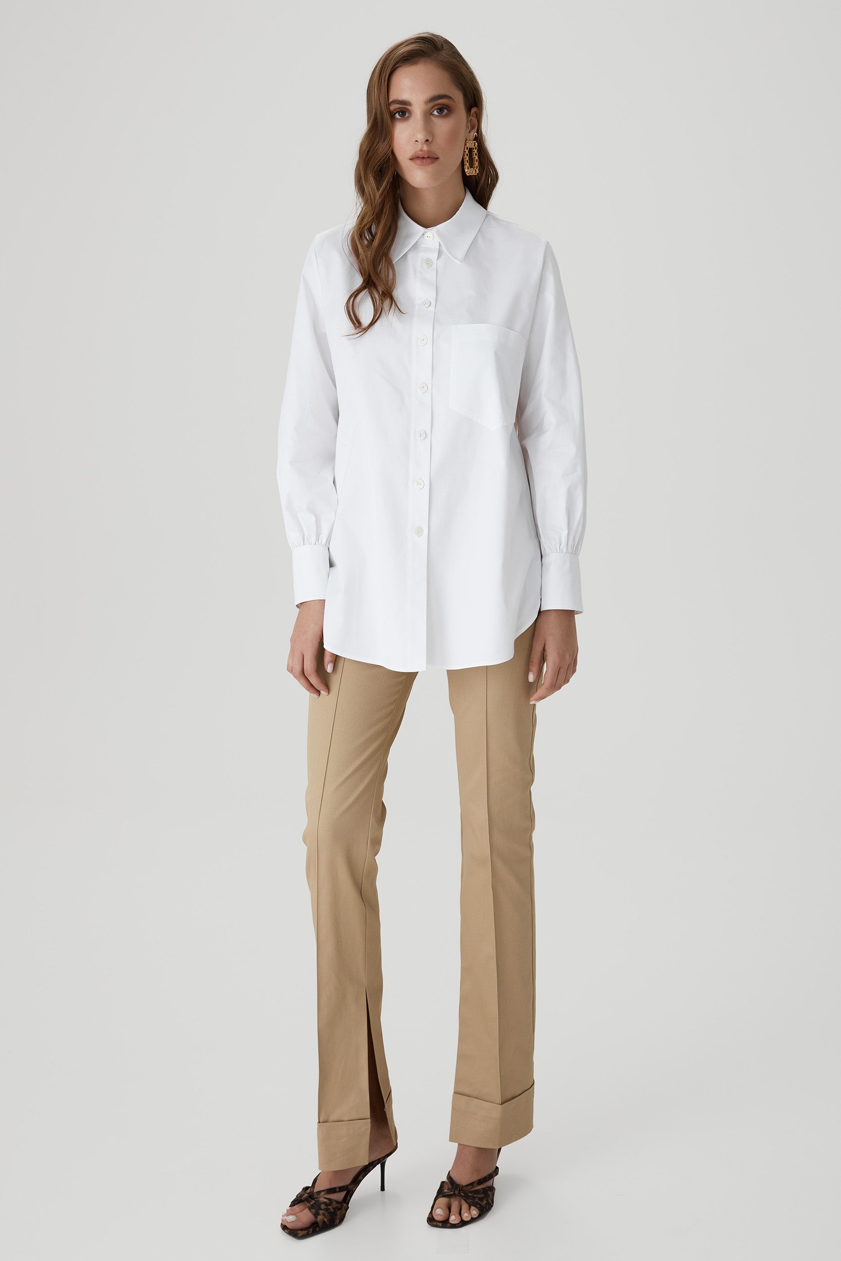 Bishop-sleeved classic white poplin shirt
