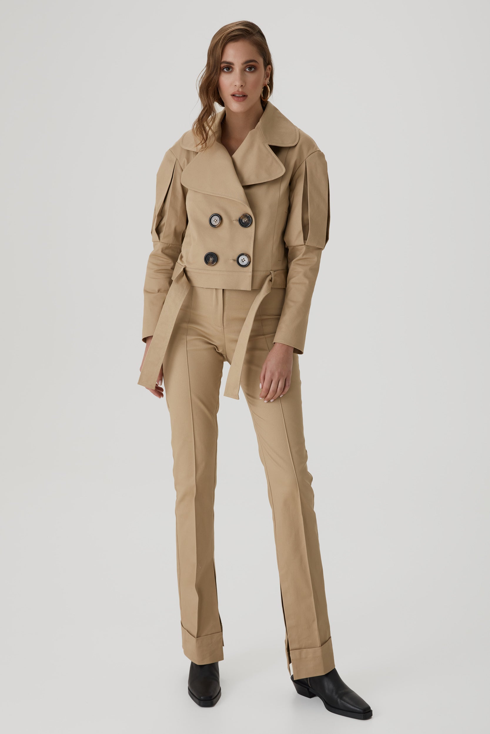 High rise trousers in beige