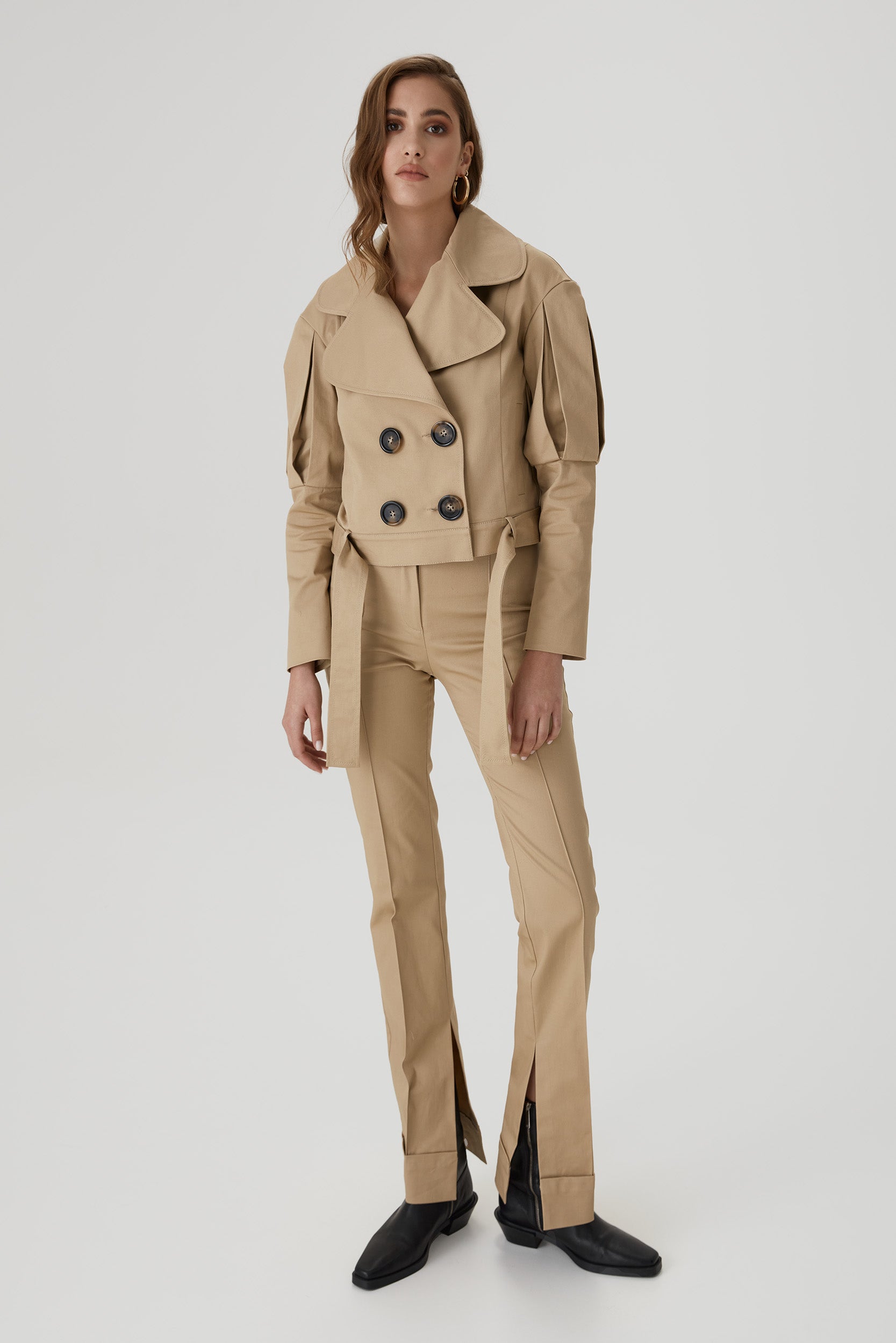 High rise trousers in beige