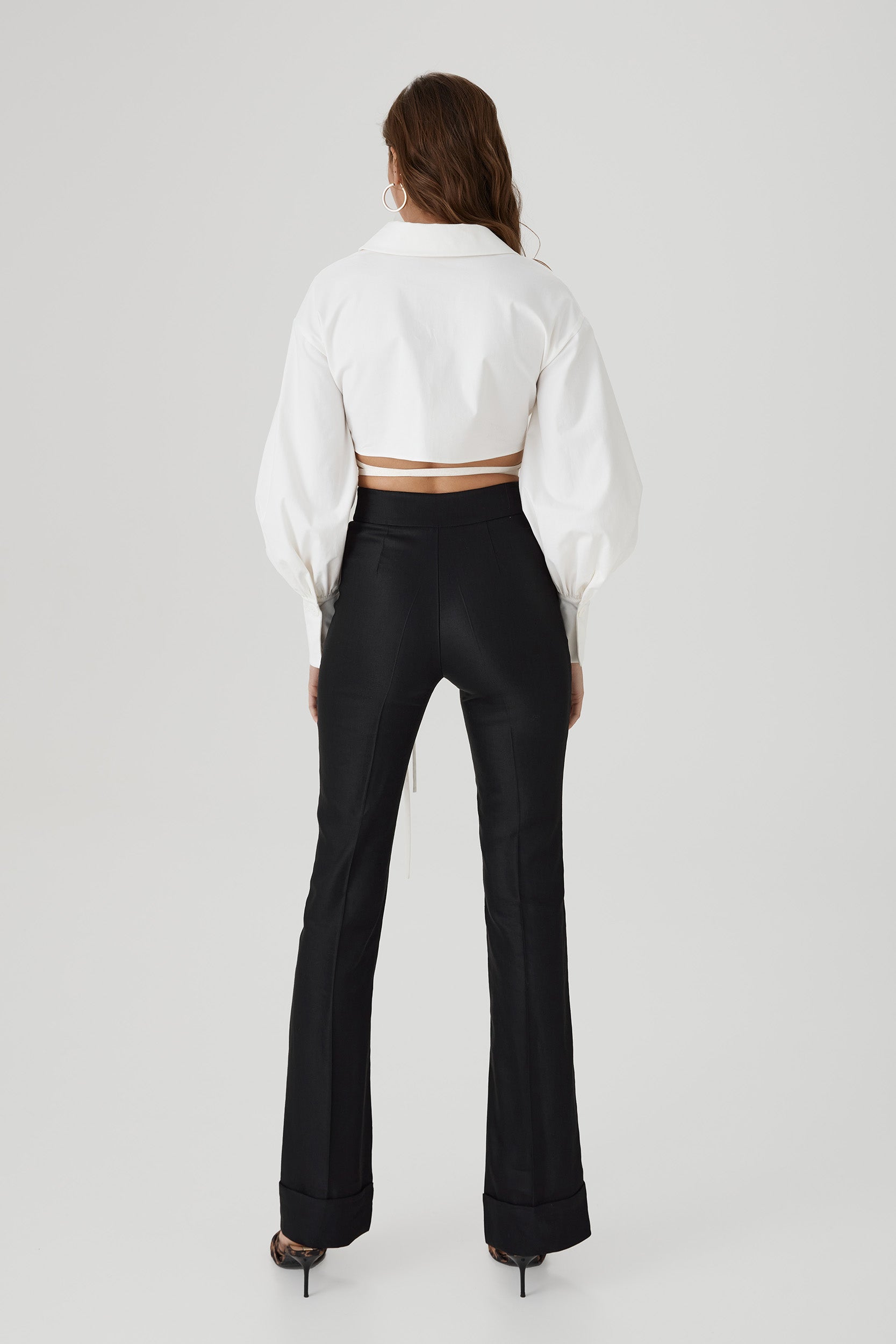 Crop top with bishop sleeves in white