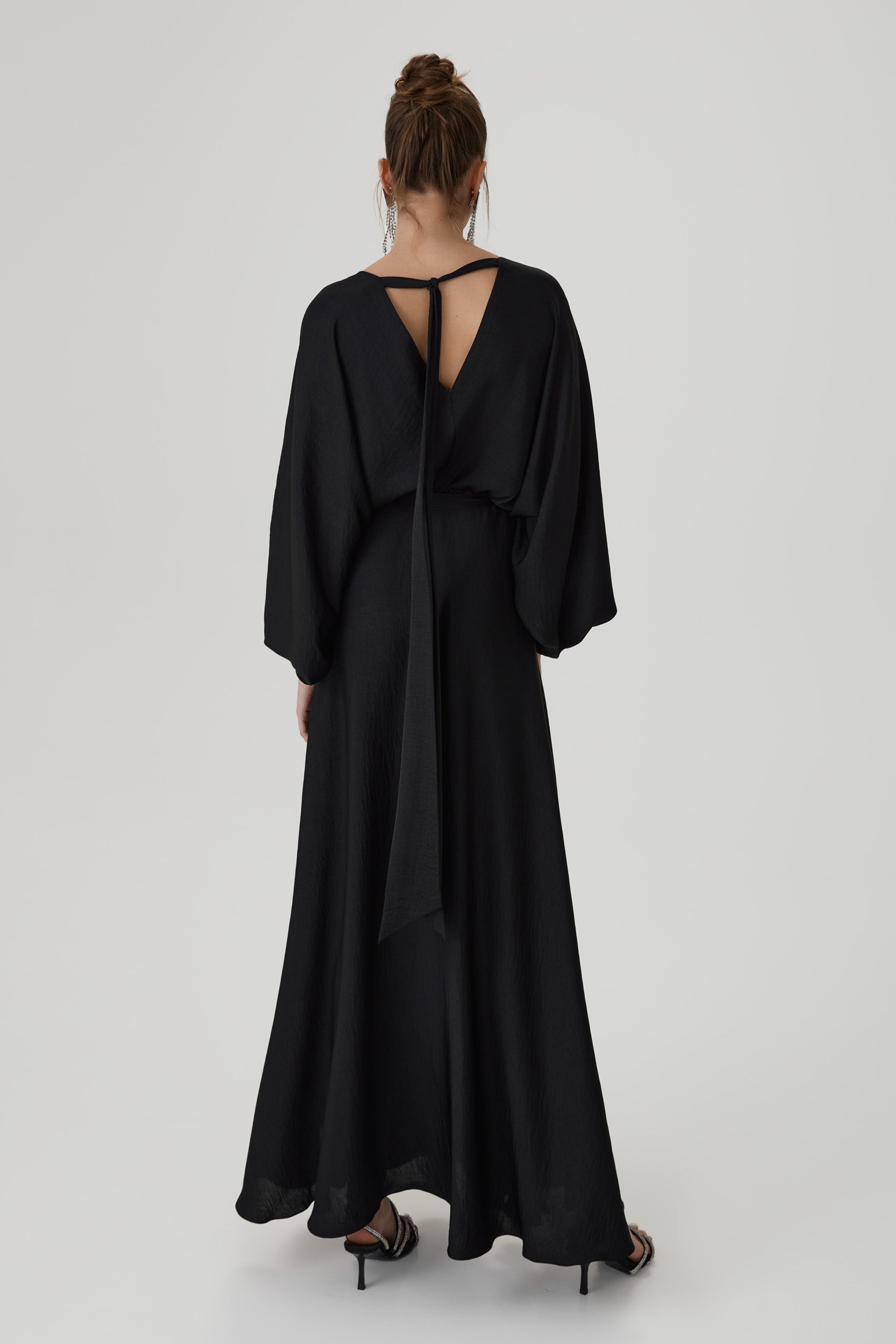 Balloon-sleeve black wrap dress