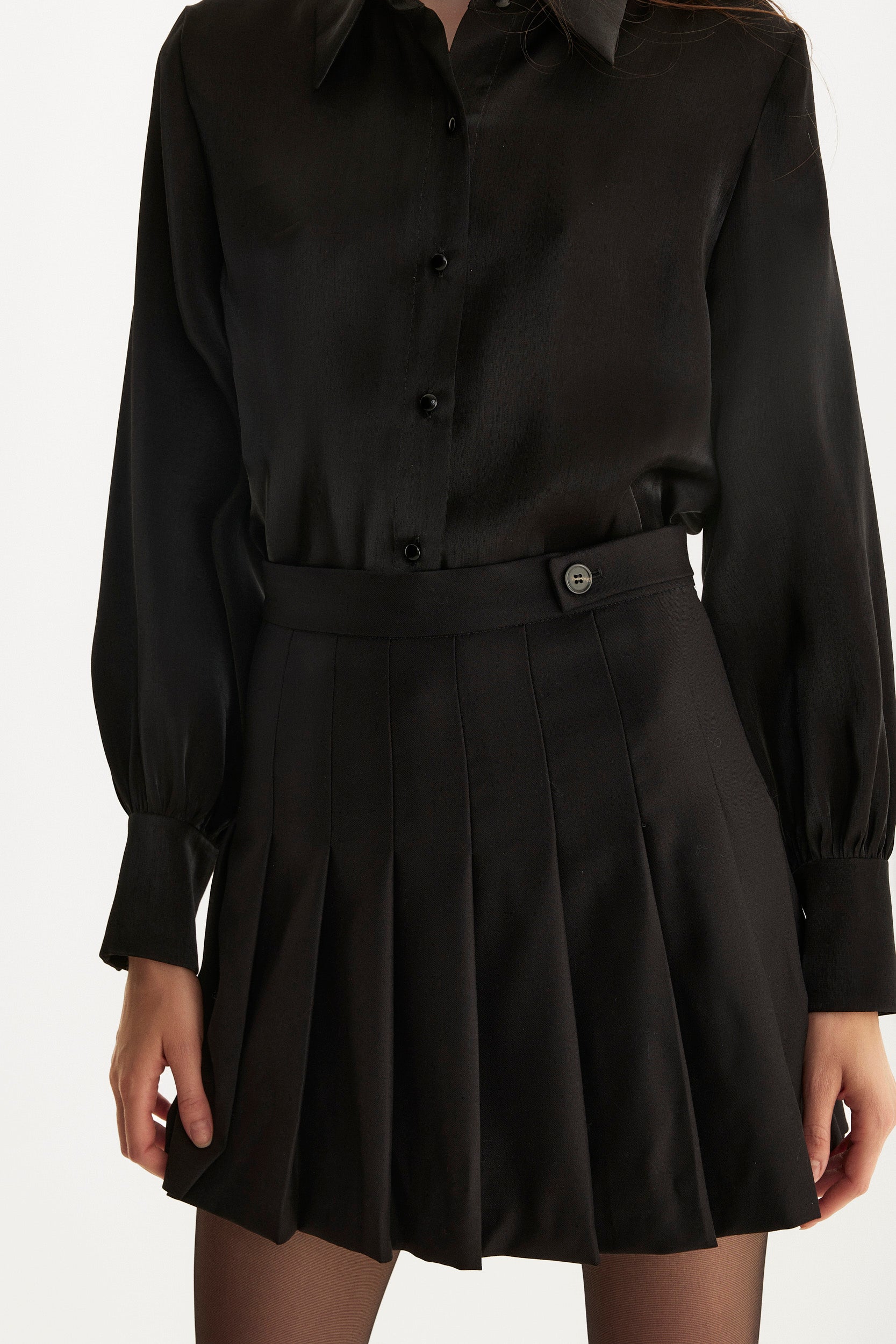 Wool blend mini skirt in black
