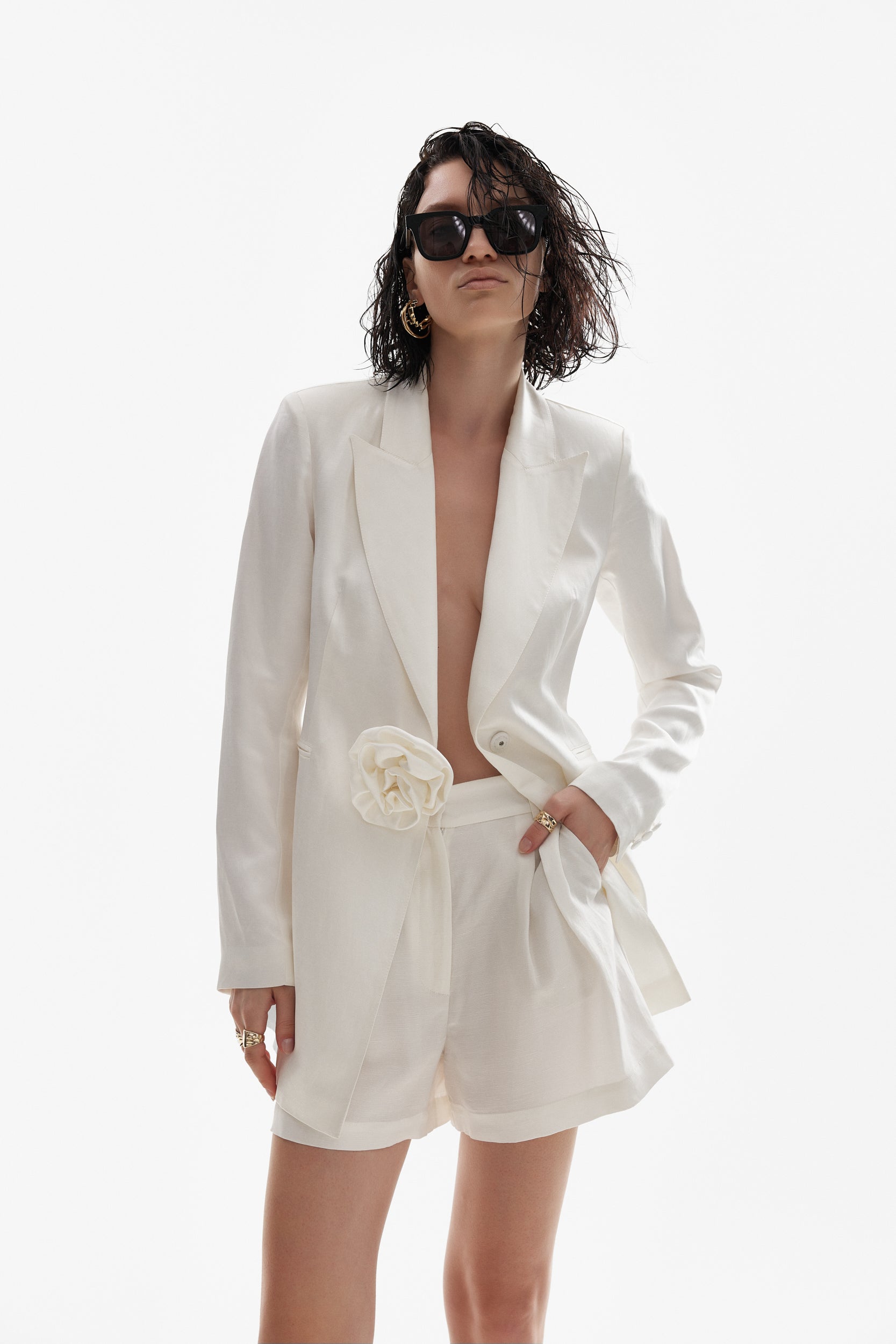 Linen shorts in white - limited edition