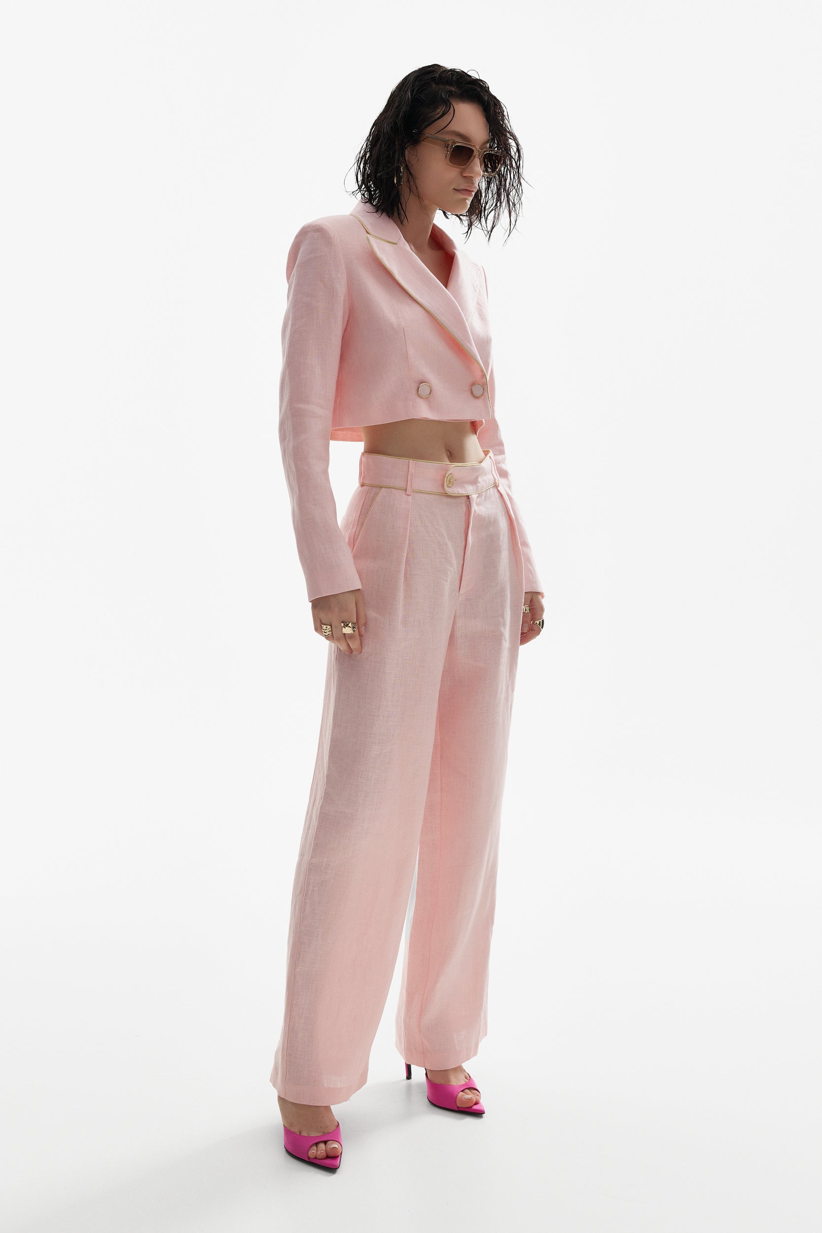 Wide-leg linen trousers in pink