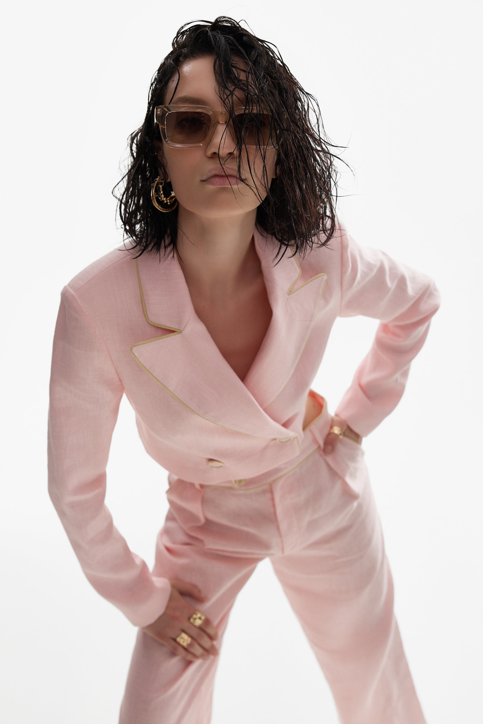 Wide-leg linen trousers in pink