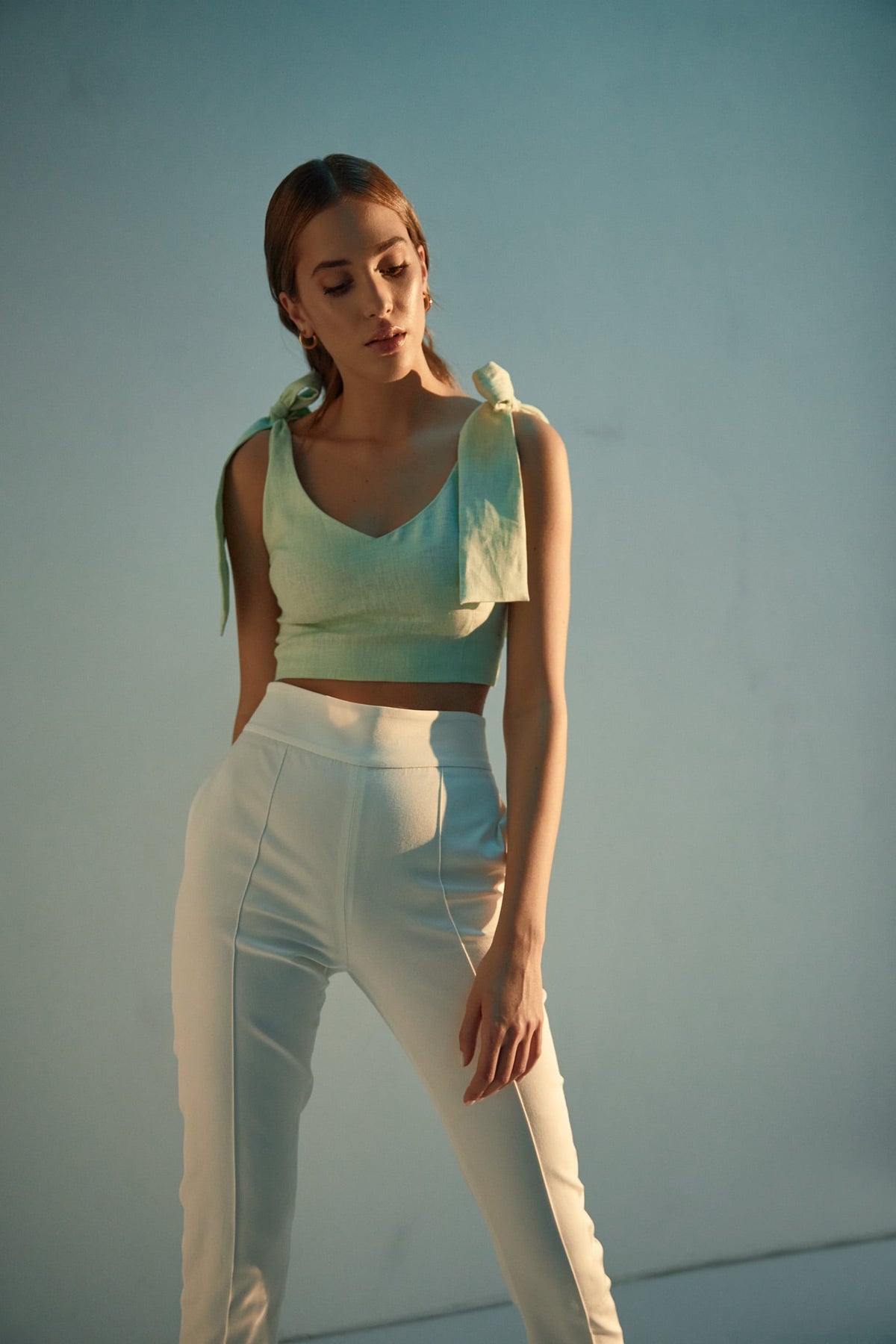 Bow strap linen crop top in mint green
