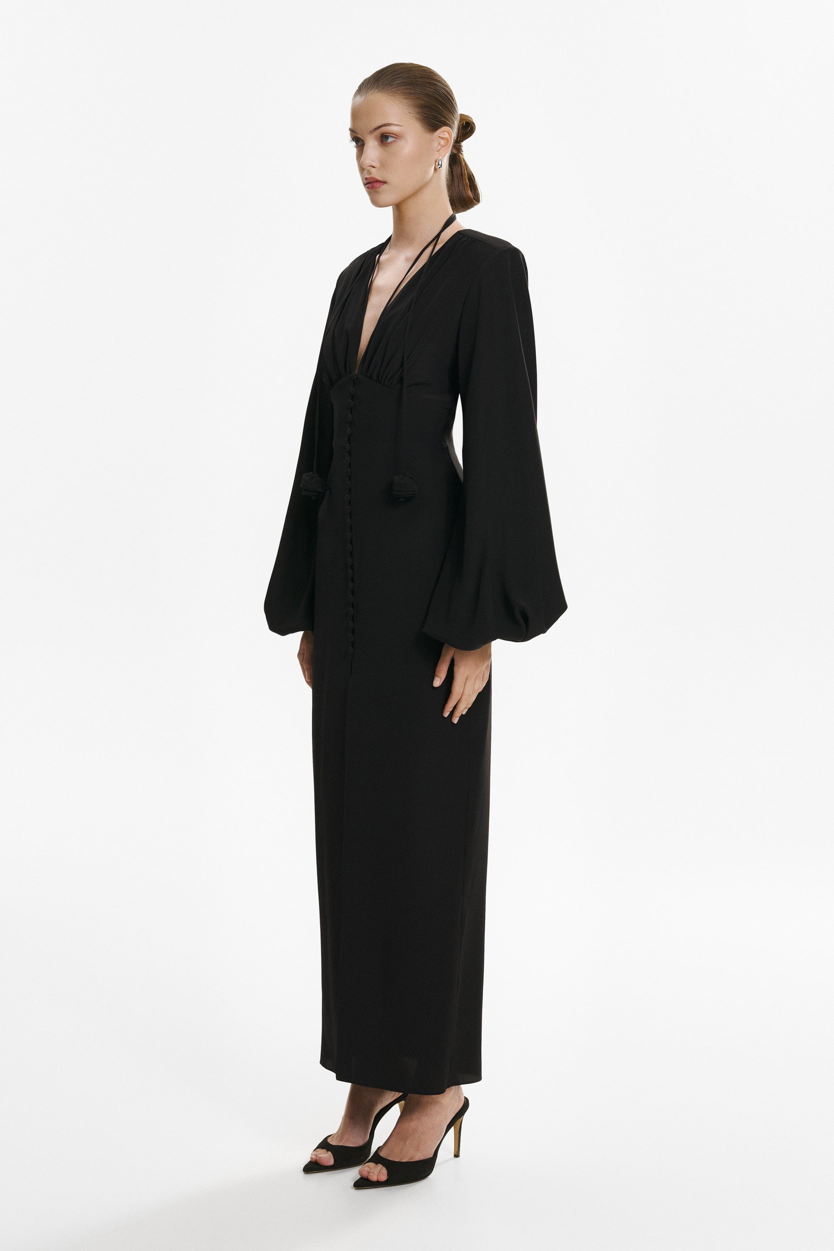 Ample-sleeve maxi silk dress in black