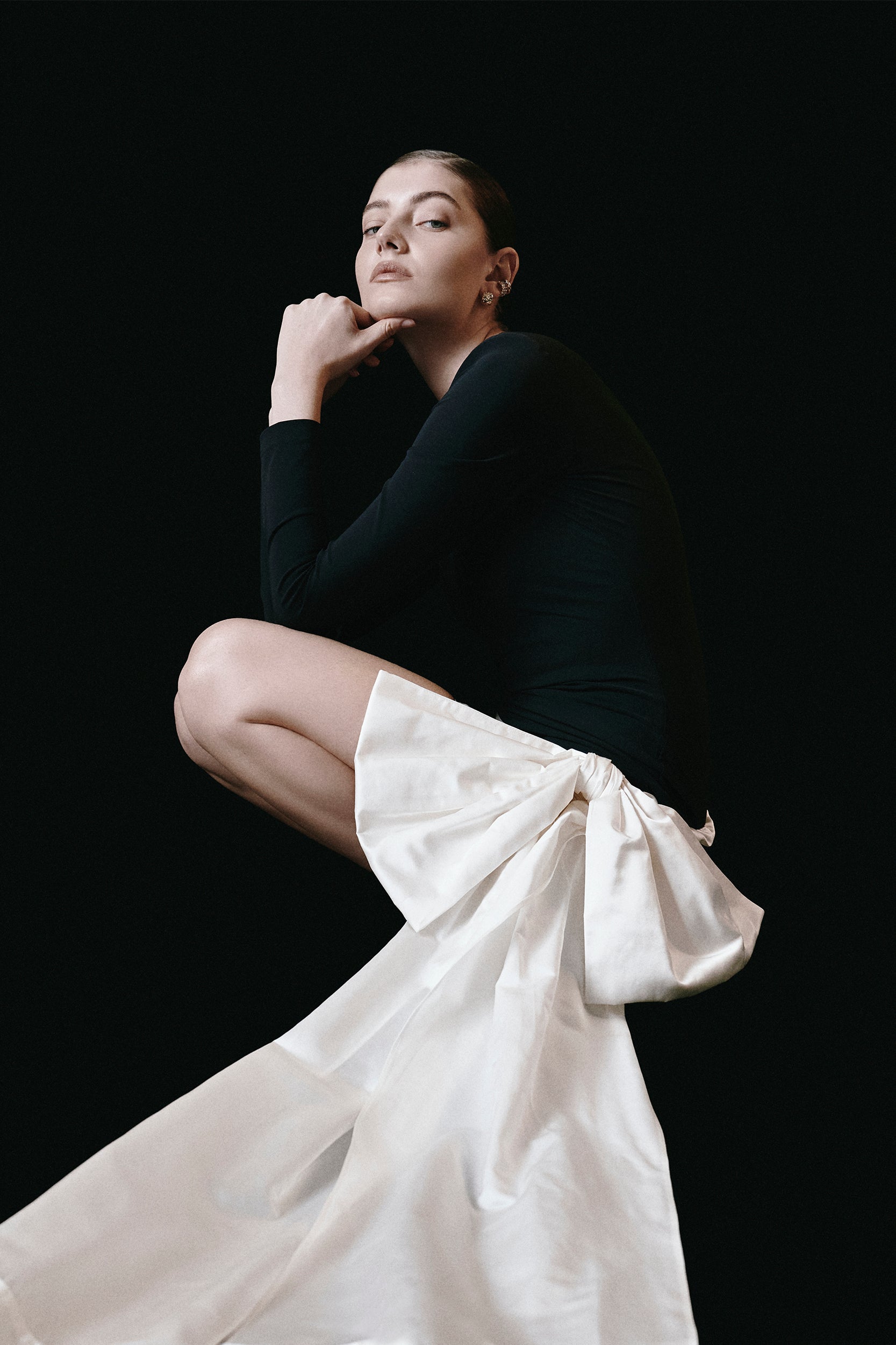 Bow-detail asymmetric mini dress