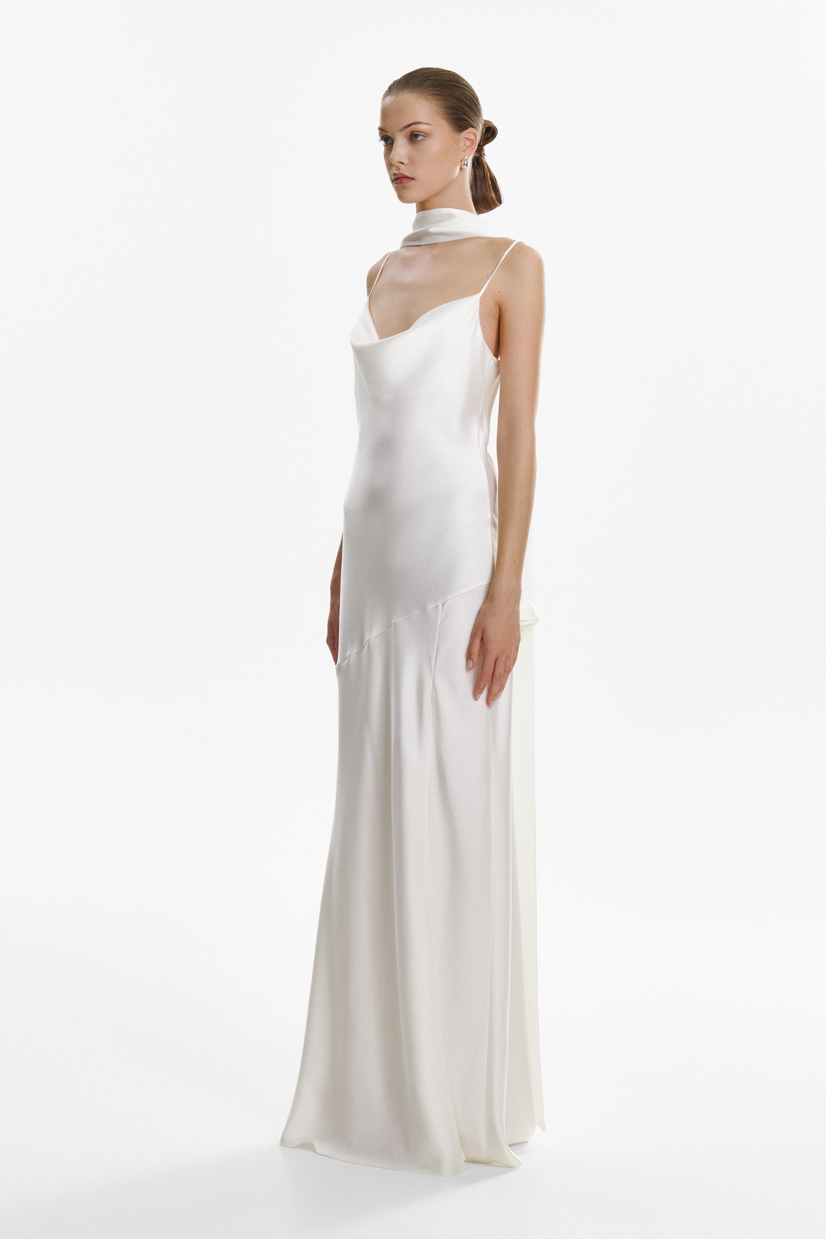 Floor-length satin dress in white