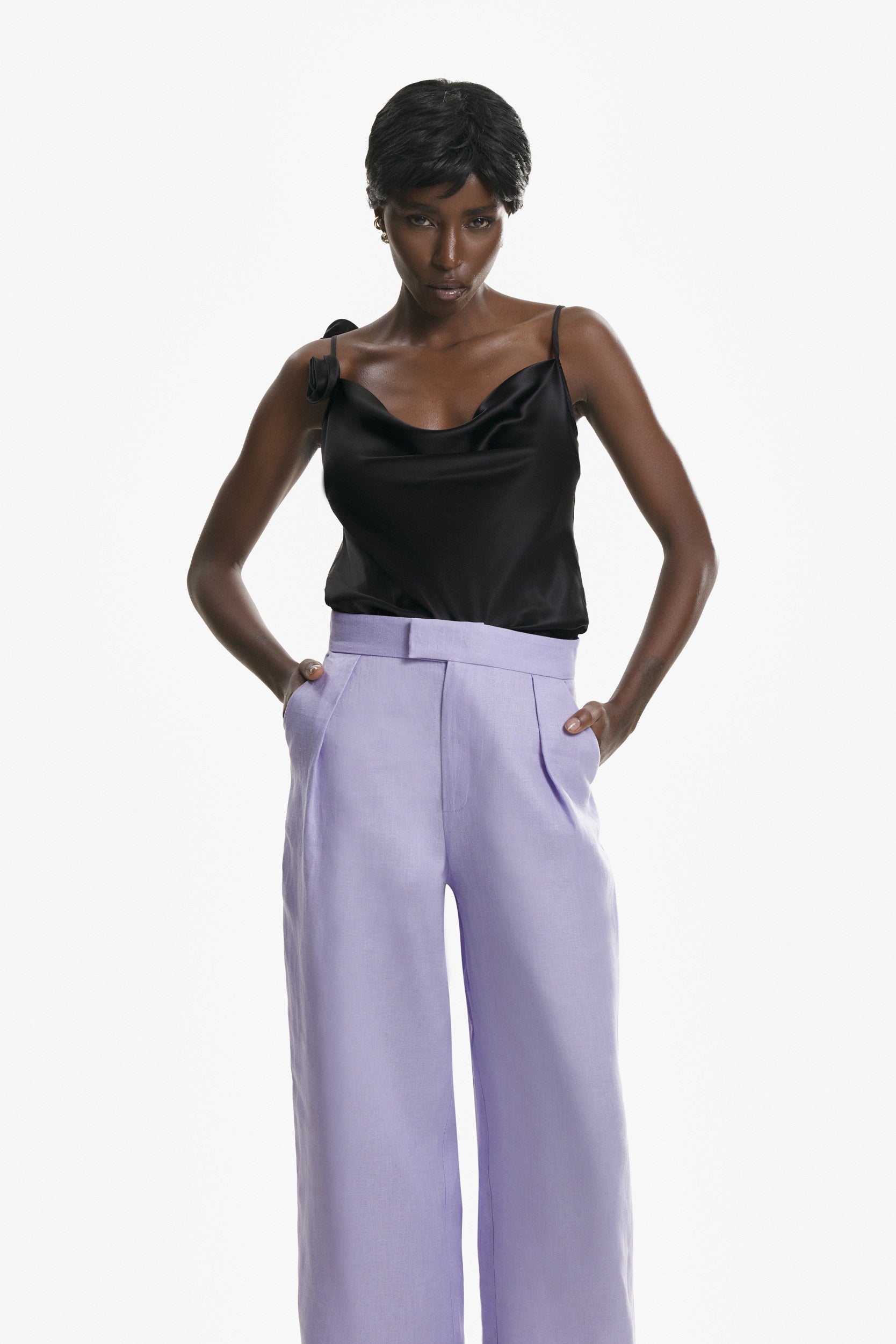 Wide-leg trousers in purple linen