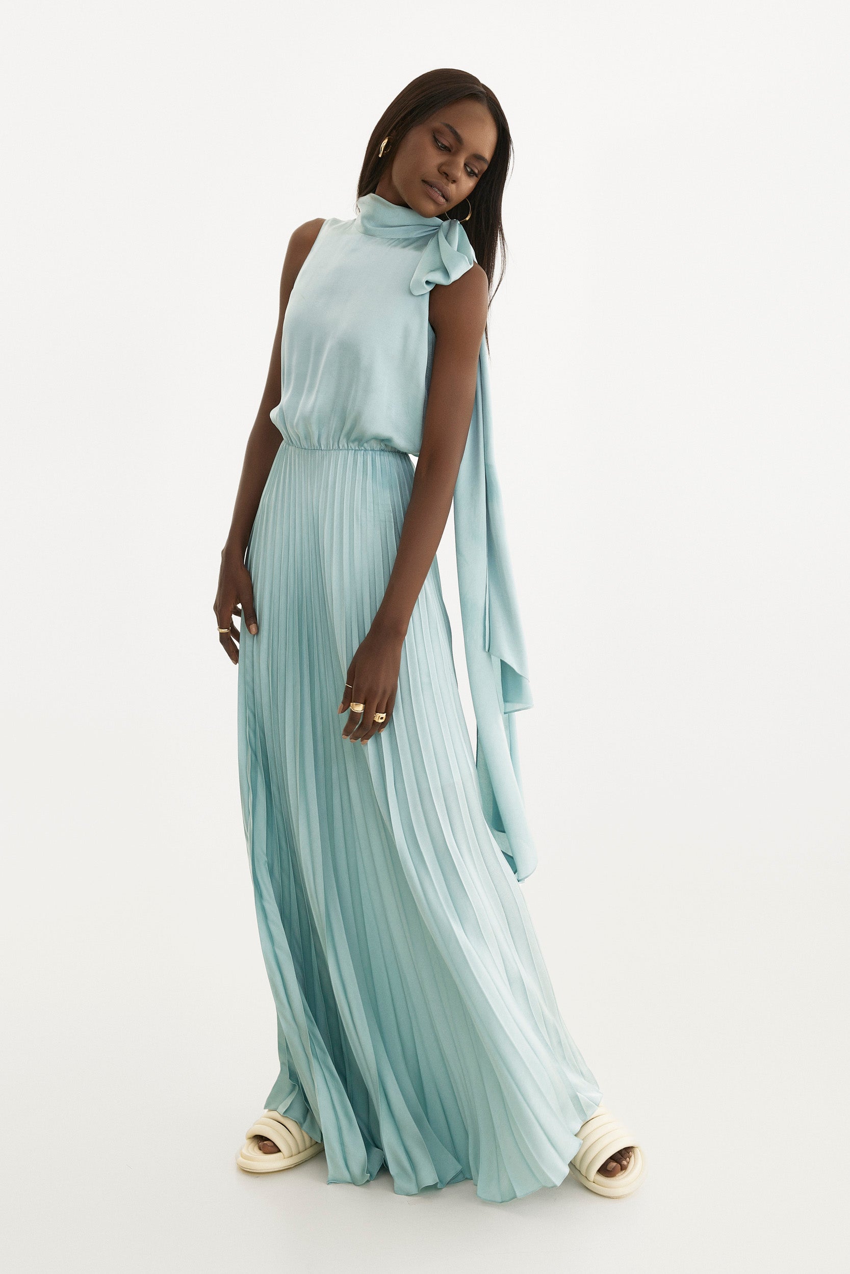 Pleated dress in light blue with tie-shoulder detail