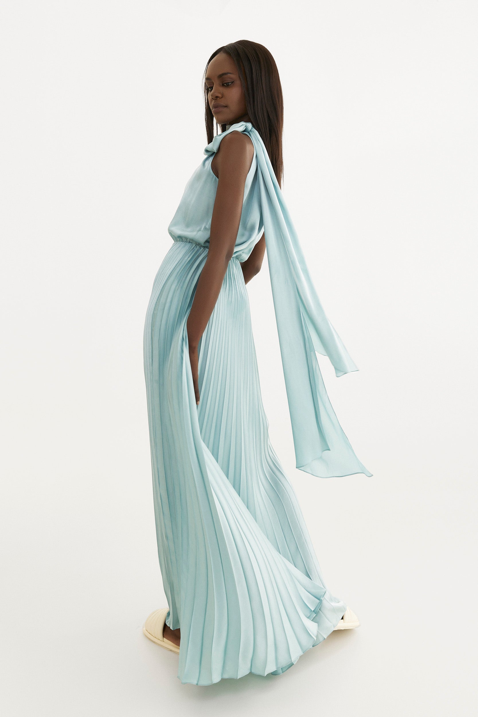 Pleated dress in light blue with tie-shoulder detail