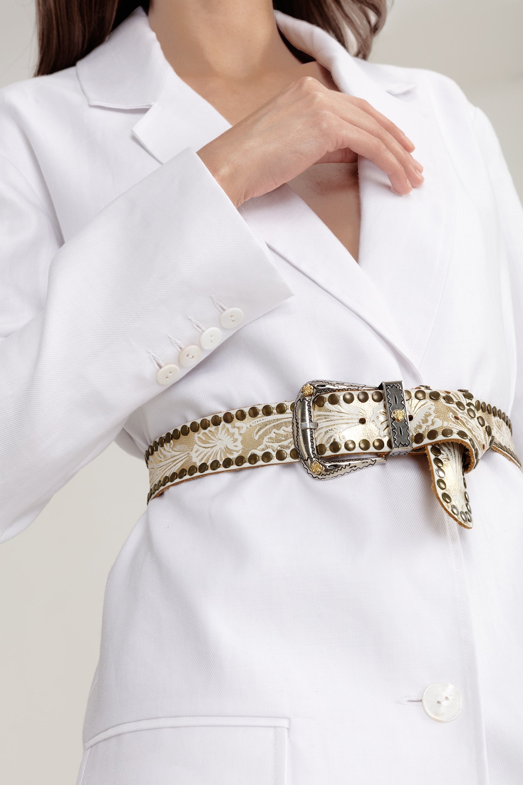 Oversized suit blazer in white linen