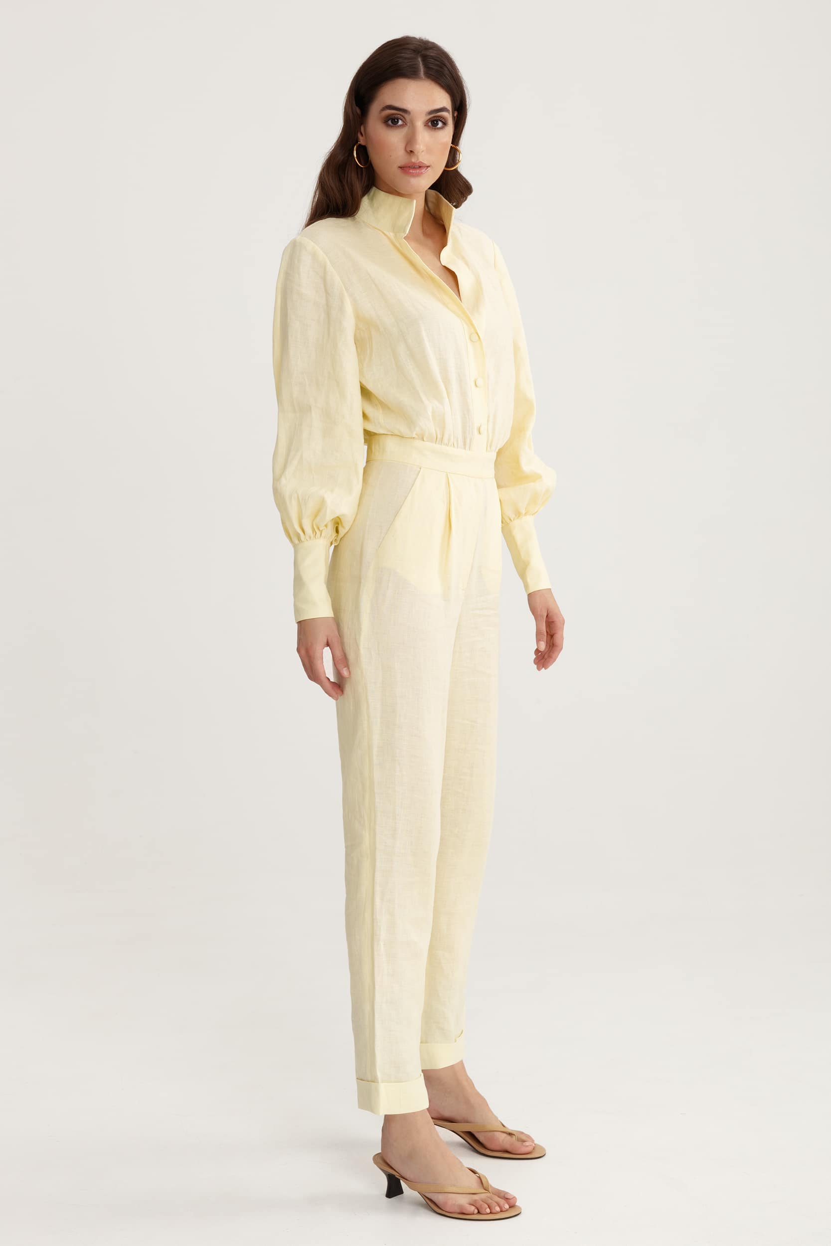 Summer breeze jumpsuit in pastel yellow linen